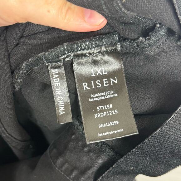 RISEN Elastic Banded Frayed Skinny Black Jeans 1X - Picture 10 of 10